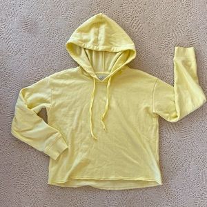 American Eagle pale yellow hoodie